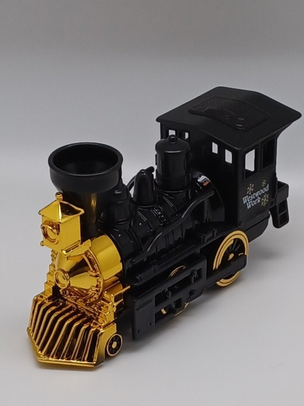 6" Long Steam Engine Pullback Action Black/Gold